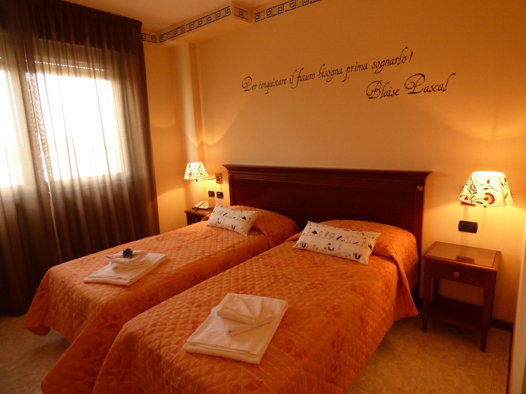 Hotel فيدينسا المظهر الخارجي الصورة