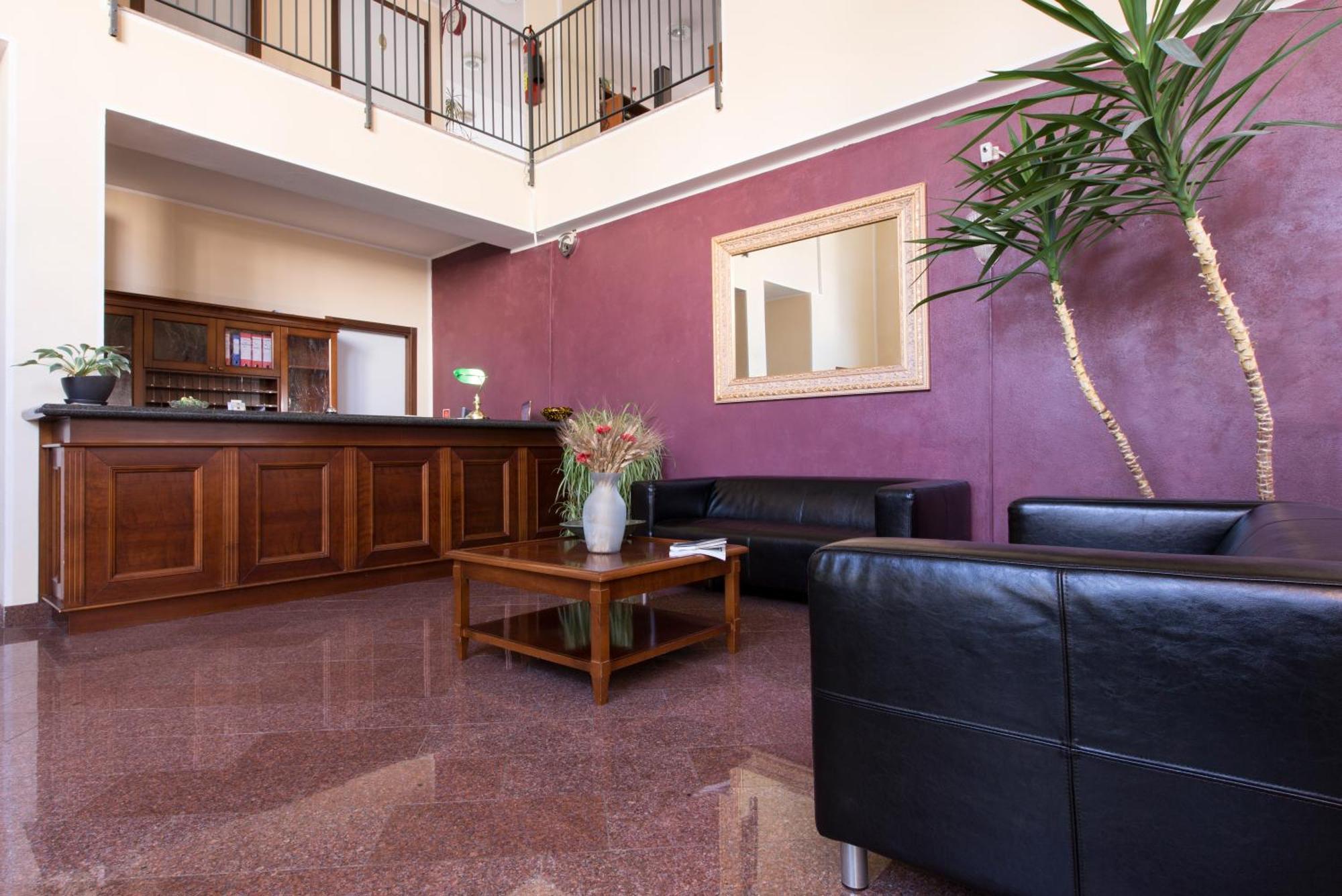Hotel فيدينسا المظهر الخارجي الصورة